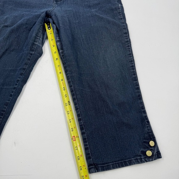 NYDJ Ariel Crop Jeans Womens 12 Blue Button Detail Denim Capri Pants - Picture 2 of 10